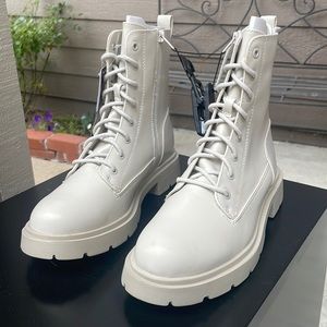 No boundaries nwt boots